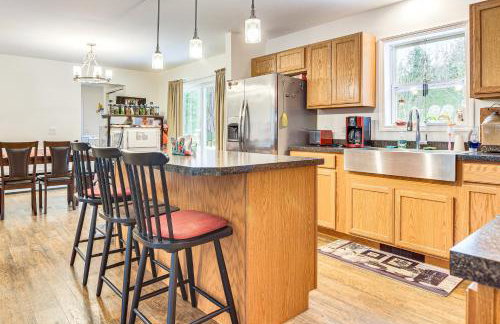 Near Skiing Serene Harrison Retreat with Fire Pit - Foto 2