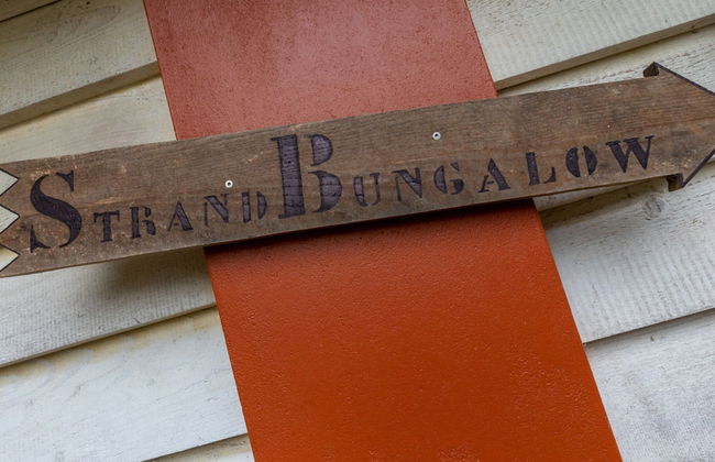 Beautiful Bungalow With Garden - Photo 15