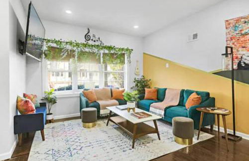 W3S - Large 7br 3bath - Sleeps 20 - 3 Living rooms - Yard and Deck - Foto 24