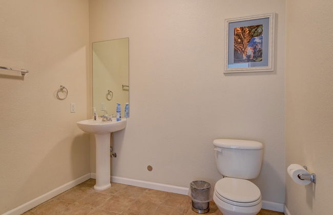 Urban Practicality! 3 Beds, Patios & Dog Friendly - Photo 39