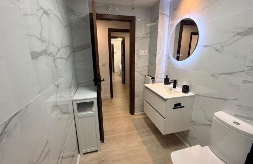 Casa Premium & Cozy, Piscina, Golf, WiFi, TV 65'', Aire Acondicionado - Foto 13