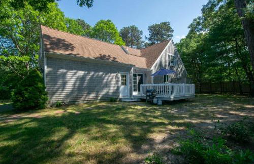 Cozy Bungalow Close to Downtown - Foto 31