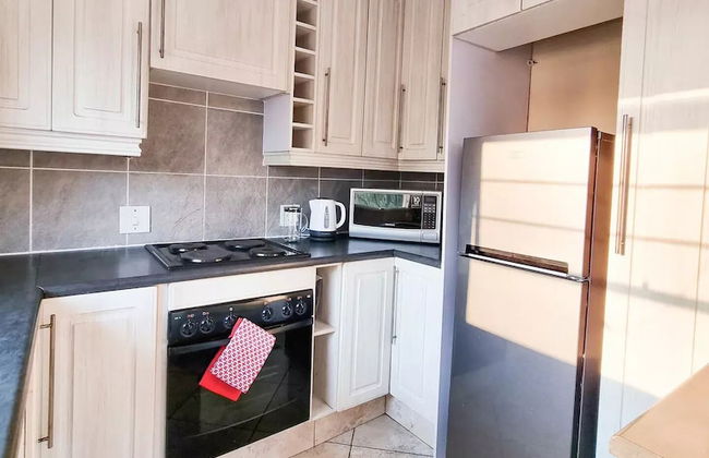 Stylish one bed Apartment in Strydom Park - 2168 - Foto 10