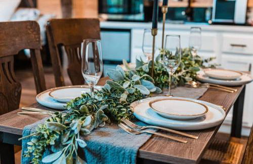 Treehouse Duo Lakefront 2 Private Hot Tubs - Photo 8