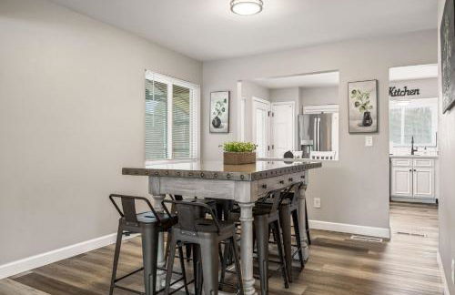 Bellerive Hangout with Hot Tub by StayLage - Foto 16