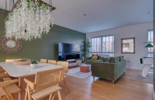 Cambridge - hot tub, sauna, parking, pool table - Foto 38