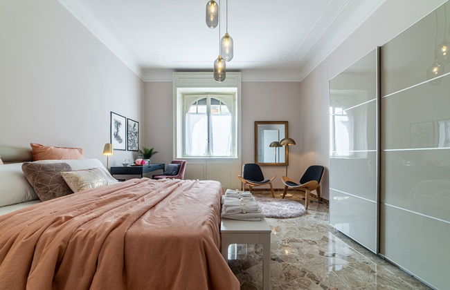 JOIVY Sophisticated Flat W/ Desk - Foto 9