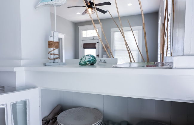 Vibrant Bungalow 2 Minutes to the Beach - Foto 24