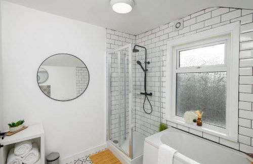 Asher Suite - Cozy 2BR Home with Parking & WIFI - Foto 8