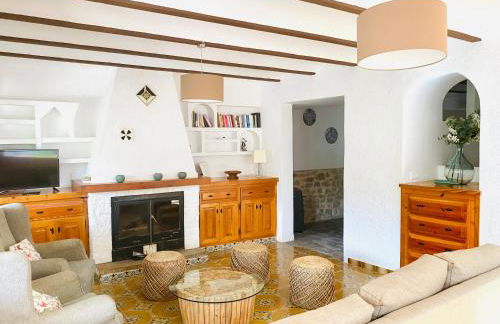 CASA LOLA Naturaleza, Montañas y Piscina Compartida De Pueblo - Foto 17