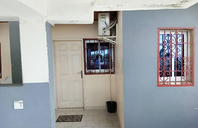 Remarkable 1 Bedroom Flat in Bonaberie Ancienne - Foto 1