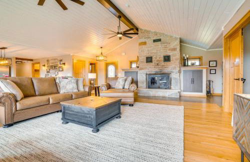 Hot Tub and Trail Access Spacious Stockholm Retreat - Photo 4