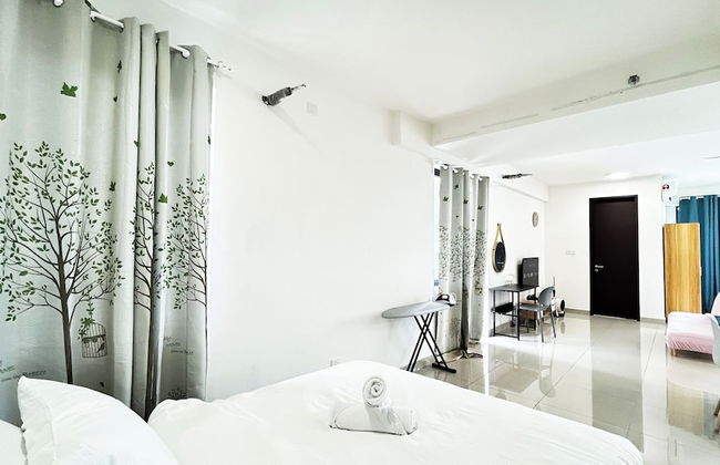 Trefoil by Manhattan Group - Photo 59