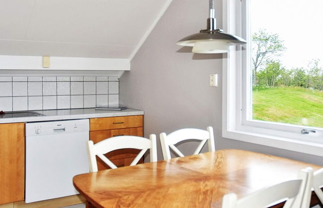 10 Person Holiday Home in Midsund - Foto 43