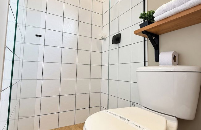 One Living by Roots Rentals - Foto 74