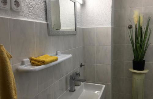 Ferienhaus am Fluss mit traumhafter Dachterrasse ,Garten und Grill - Foto 53