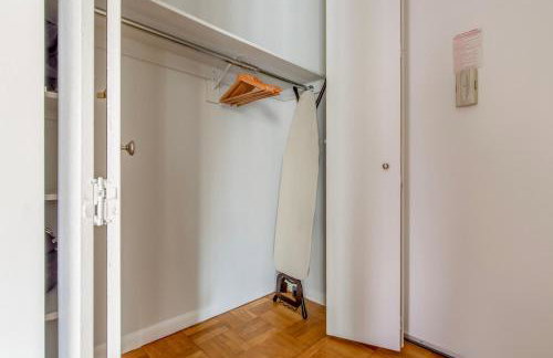 Midtown 1br w elevator gym nr Times Square NYC-1350 - Foto 13