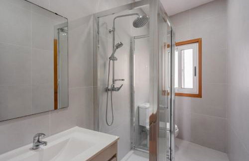 Modern studio near Metro - Photo 3