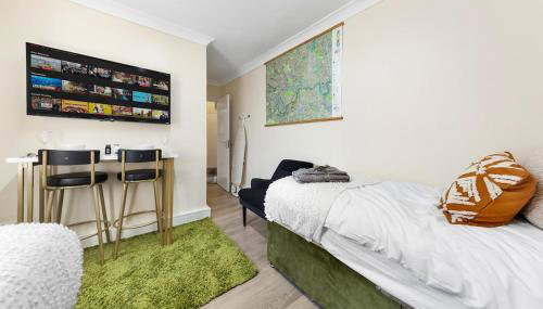 Leyton 1BR Flat Near Tube, 247 Gym, Tennis Court - Foto 3