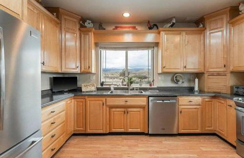 Luxury Shasta Vista Retreat & Basecamp - Sauna & Jacuzzi - Foto 4