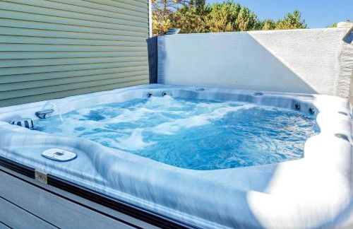 The Goat House Waterfront Hottub Stargazing - Foto 15