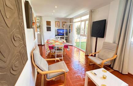 Casa con jardín a 40 metros de la playa. VR. - Foto 50