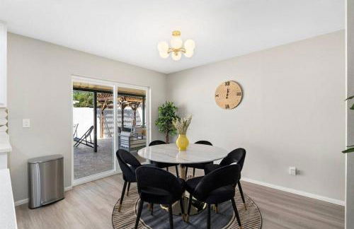 Cozy Warm Oasis-Heated Pool-Perfect location-Spring TRN - Foto 40