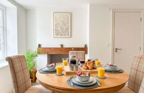 Modern Canterbury 3 Bedroom Townhouse - Pets Welcome & Free Parking - Foto 10