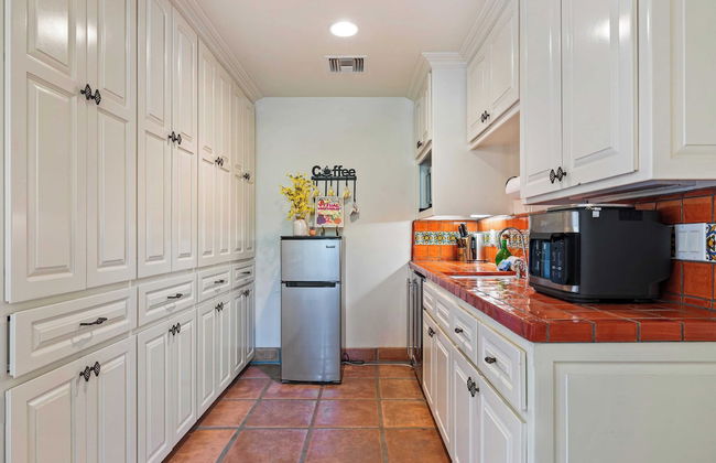 Luxe 7bdr Oasis w/ Pool, Putting Green, Game Room Villa Del Gallo by Avantstay - Foto 25