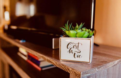 Exposed Beam 3BR Modern Mountain Retreat - Foto 8