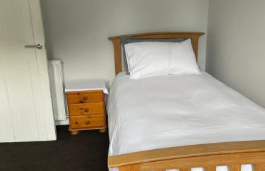 Newsagents Flat - Foto 10