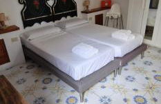 Con i piedi nell'acqua - Foto 7