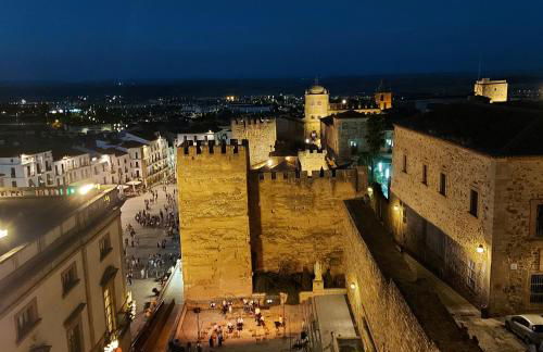 Casa Leyendas de Cáceres - en plena zona monumental - Foto 40