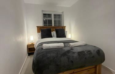 Luxury House, Great Location in Redditch - Contractors - Families - Groups - Relocators - Sleeps 9 - Foto 21