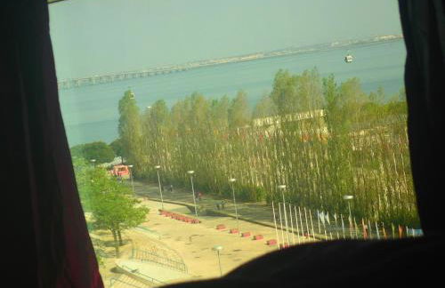 LxRiverside Suite Apartment - Photo 62