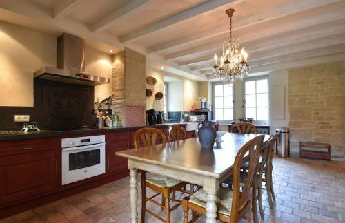 Manor in Normandy with Spa and Pool - Foto 16