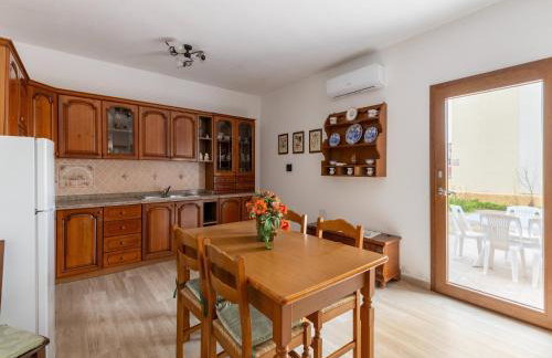 Villa with garden and air conditioning - Foto 11