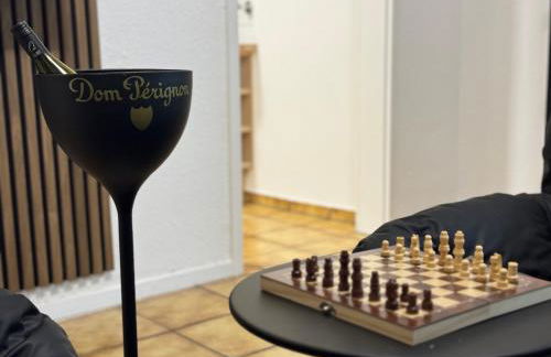 120qm Geräumige Wohnung & Balkon & Parkplatz - Foto 3