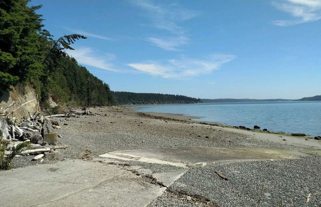 Harbor View Haven by Avantstay Private Backyard - Photo 33