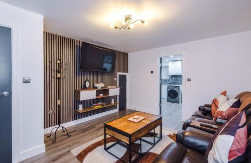 3BR Elegant House in Leeds Sleeps 6 Parking - Foto 1