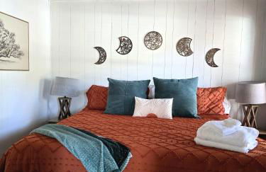 Lakefront Cottage in Secluded Cove - Foto 6