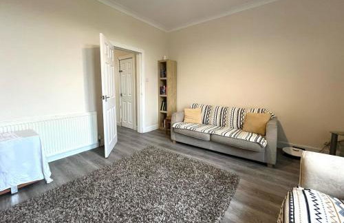 Beach & City Access - 2 Floors, Full Kitchen, Free Parking - Foto 18