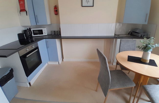 Blackpool - 2-beds - Sleeps 5 - Pet Friendly - Photo 12