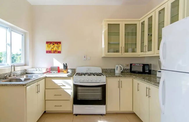 Nianna Coral Bay Gorgeous Townhouse 2 - Photo 11