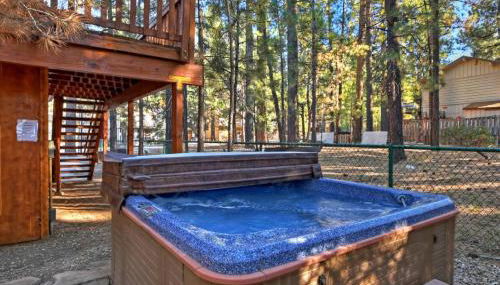 Big 10 Luxury Cabin/Walk to Snow Summit- HotTub - Foto 5