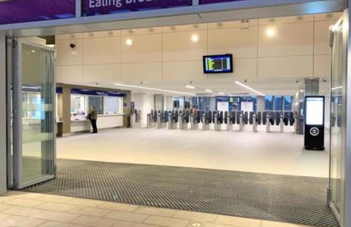 Family Studio Garden view 5min to Elizabeth Line - Foto 32