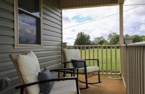 Serenity with Mountain Views 3BR Deckside Views - Foto 34