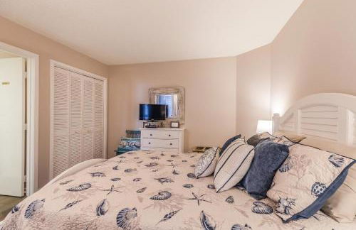 Pool and Ocean Views - First Floor Villa on Harbor Island - Foto 7