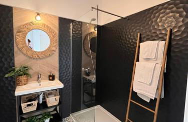 Teodósio - Ar condicionado-Perto Praias - Zona Central - Foto 24