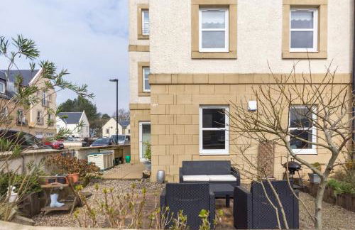 Marina View Apartment - Photo 20